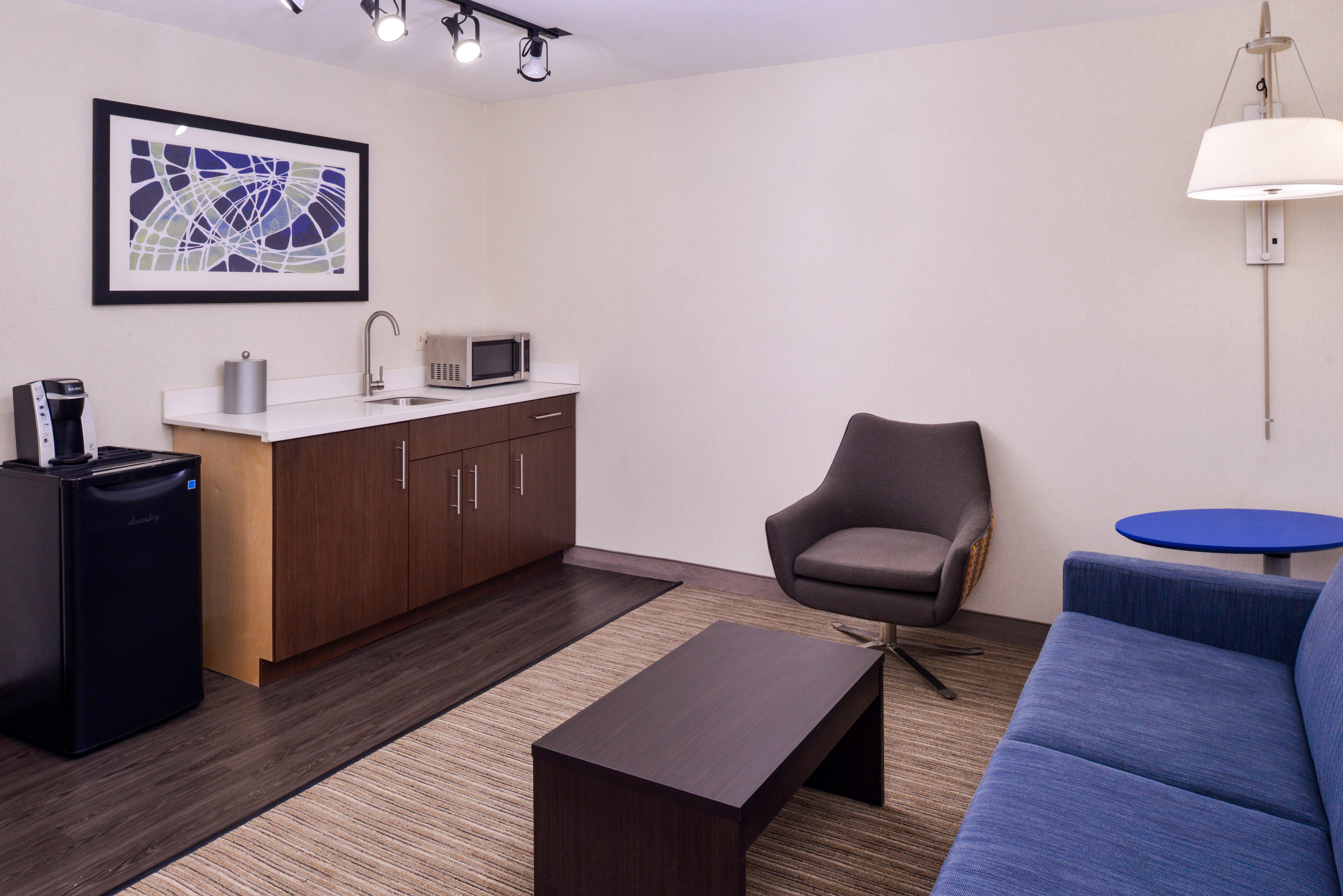 Holiday Inn Express Hotel & Suites Southfield - Detroit, An Ihg Hotel Exterior photo