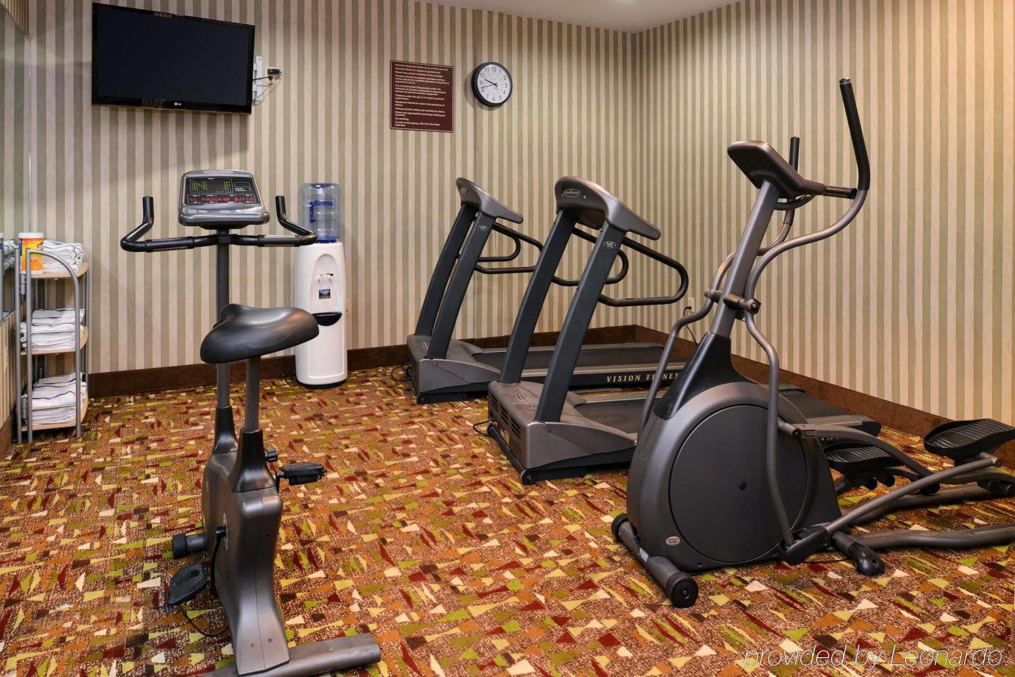 Holiday Inn Express Hotel & Suites Southfield - Detroit, An Ihg Hotel Exterior photo